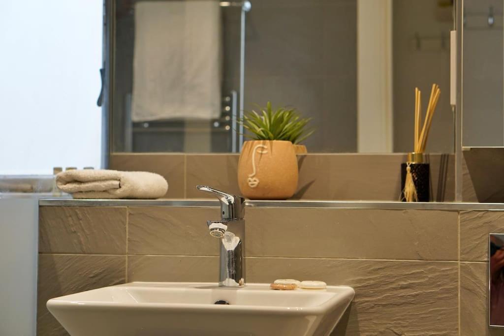Notting Hill - Portobello Road Lux Home F7 London Eksteriør bilde